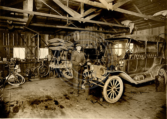 Loleta Garage Interior