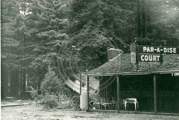 Par-a-dise Court Jan. 2, 1956 Pepperwood California