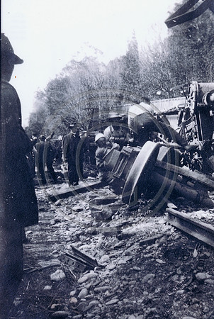 TRAIN WRECK NEAR SHIVELY 1911