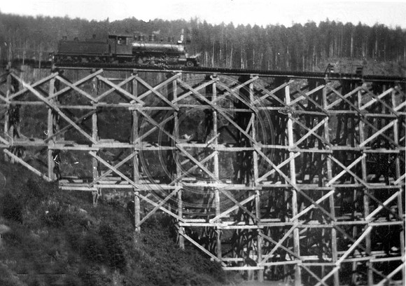 1927 Freshwater Engineer C E Wright crossing 125 foot span