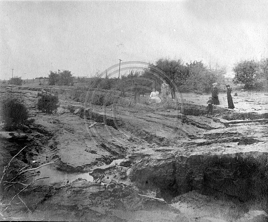 Ferndale Calif. cracks in ground After 1906 Quake