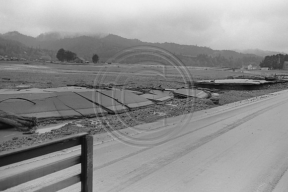 Whats left of Hwy 101 north of Rio Dell