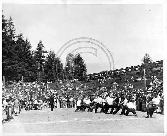 LaborDay32_Tug-of-War