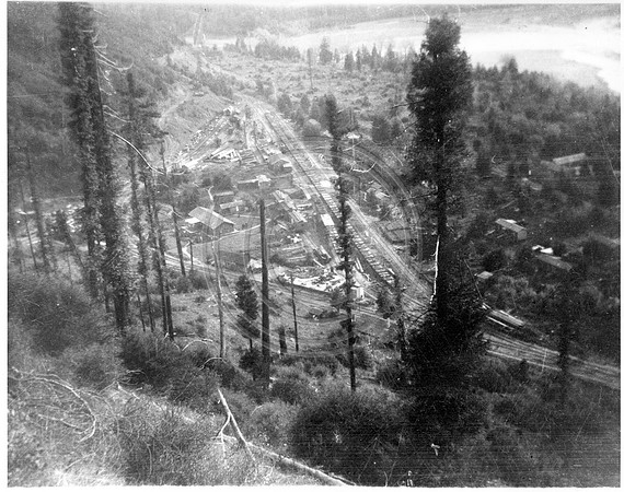 PerrotCrk1928CampCopyHistPhoto