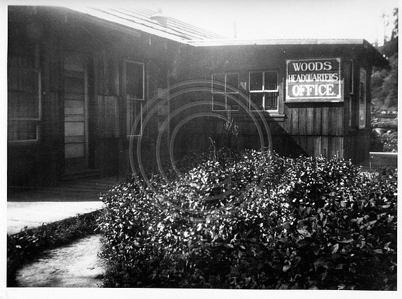 PerrottCrkWoodsOfficeCopyHistPhoto