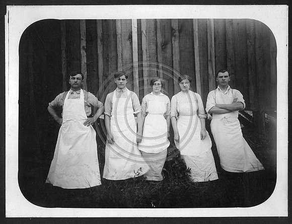LarabeeCamp1916CooksHistPhoto