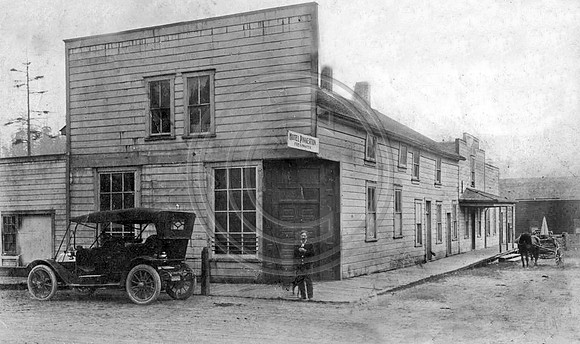 Hotel PinkertonFormerly W E Squires Hotel and El Dorado Saloon Freshwater Ca.